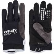 Oakley All Mountain MTB Gloves - Blackout} - XL}, Blackout}